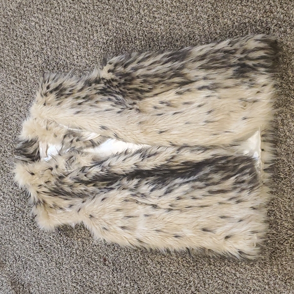 Jackets & Blazers - Faux fur long vest